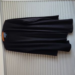 EUC Karen Scott Women's sz XL Long Sweater w/V pattern on front plain on back